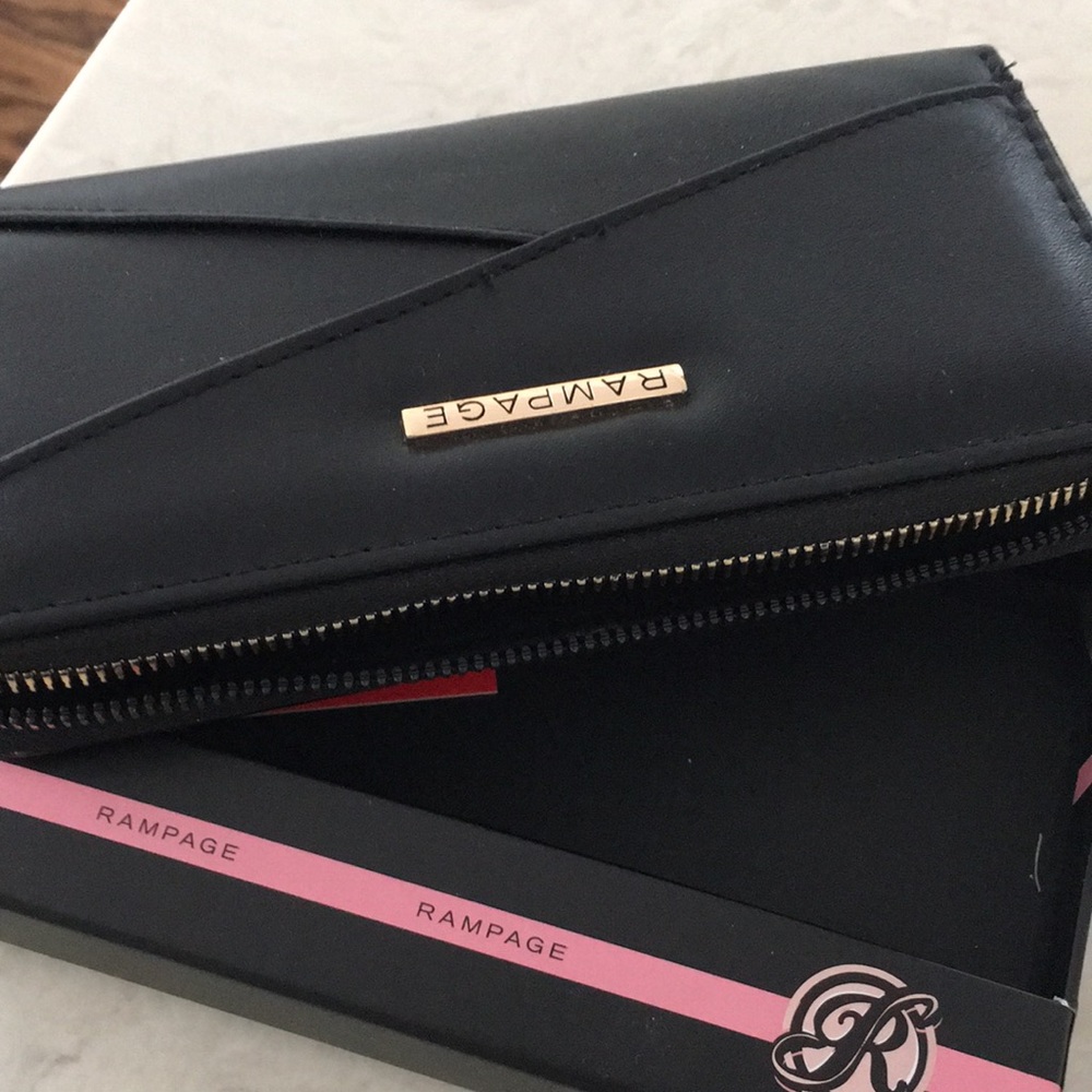 Rampage wallet 8”x4”